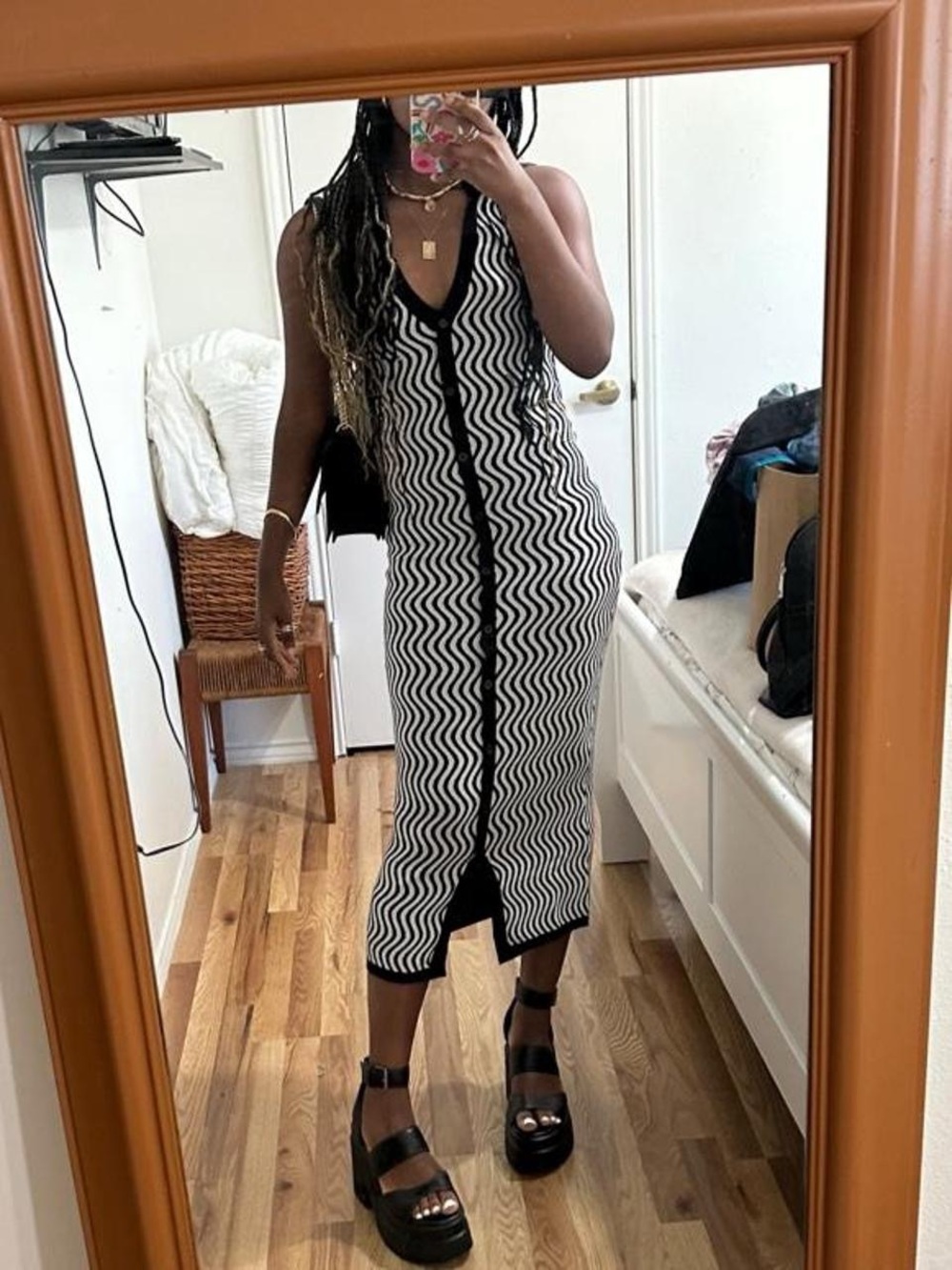 Sleeveless Black & White Wavy Knit Midi Dress